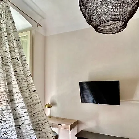 Cairoli Apartment Bari